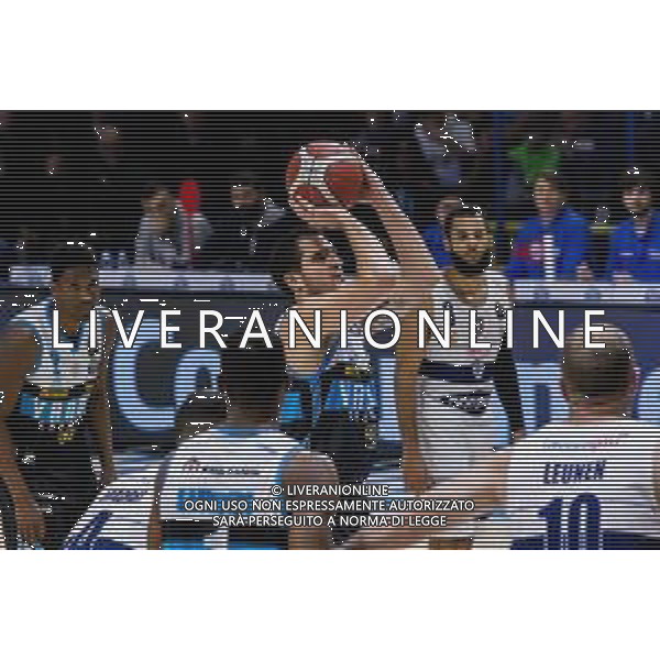 Campionato di Basket Serie A 2019/2020 Cremona, Italia 10/11/2019 Vanoli Basket Cremona-Fortitudo Bologna Nella foto: NICCOLO\' DE VICO della VANOLI CREMONA al tiro libero FOTO MATTEO CASONI-ALESSIO MARINI-AG ALDO LIVERAN I SAS