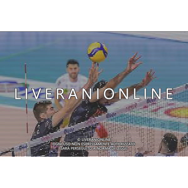 Campionato Italiano di Volley Superlega Serie A 2019/2020 Sora, Italia 10/11/2019 Globo Banca Popolare del Frusinate Sora - Kioene Padova Nella foto: Globo Banca Popolare del Frusinate Sora a muro FOTO CARLO CAPPUCCITTI-ALESSIO MARINI-AG ALDO LIVERANI SAS