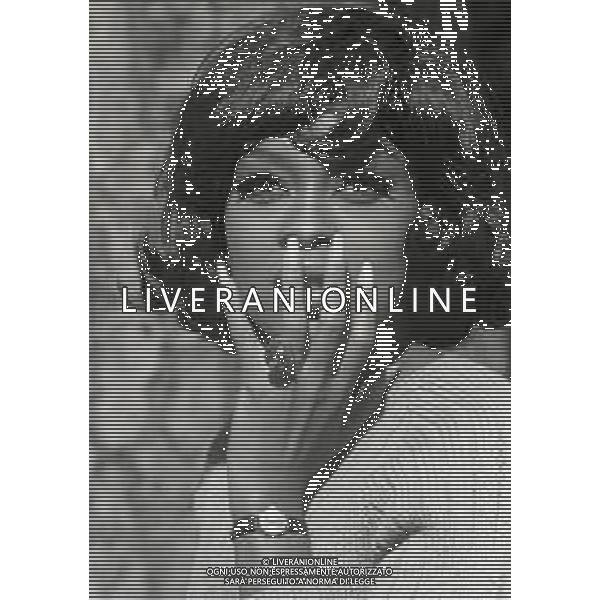 Lola Falana, pseudonimo di Loletha Elaine Falana, è una conduttrice televisiva, showgirl, attrice, cantante e religiosa statunitense NELLA FOTO LOLA FALANA NELL\'ANNO 1967 AG ALDO LIVERANI SAS