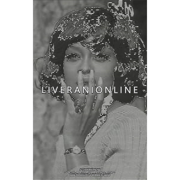 Lola Falana, pseudonimo di Loletha Elaine Falana, è una conduttrice televisiva, showgirl, attrice, cantante e religiosa statunitense NELLA FOTO LOLA FALANA NELL\'ANNO 1967 AG ALDO LIVERANI SAS