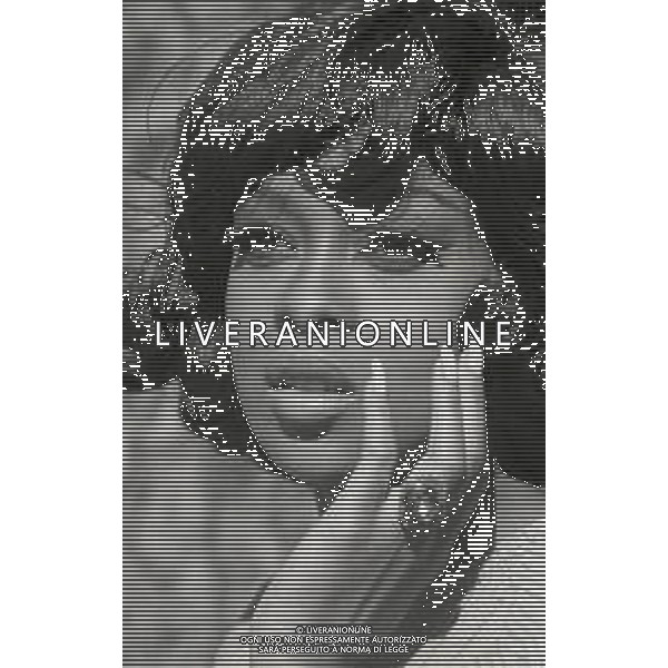 Lola Falana, pseudonimo di Loletha Elaine Falana, è una conduttrice televisiva, showgirl, attrice, cantante e religiosa statunitense NELLA FOTO LOLA FALANA NELL\'ANNO 1967 AG ALDO LIVERANI SAS