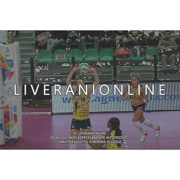 Campionato Italiano di Volley Serie A1 Femminile 2019/2020 Cuneo, Italia 12/11/2019 Bosca S.Bernardo Cuneo vs Imoco Volley Conegliano Nella foto: Joanna Wolosz (Imoco Conegliano), Indre Sorokaite (Imoco Conegliano FOTO DANILO VIGO-ALESSIO MARINI-AG ALDO LIVERANI SAS