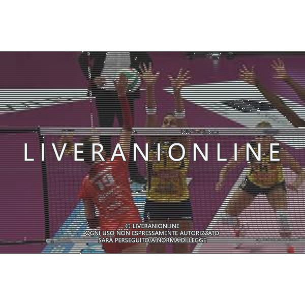 Campionato Italiano di Volley Serie A1 Femminile 2019/2020 Cuneo, Italia 12/11/2019 Bosca S.Bernardo Cuneo vs Imoco Volley Conegliano Nella foto: Adelina Ungureanu (Bosca Cuneo) Indre Sorokaite (Imoco Conegliano FOTO DANILO VIGO-ALESSIO MARINI-AG ALDO LIVERANI SAS