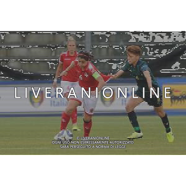 Nazionale Italiana di Calcio Castel di Sangro, Italia 12/11/2019 Italia Women vs Malta Women (qualific. Europeo 2021) Nella foto: Dorianne Theuma (Malta) Manuela Giugliano (Italia) ©RENATO OLIMPIO-ALESSIO MARINI-AG ALDO LIVERANI SAS