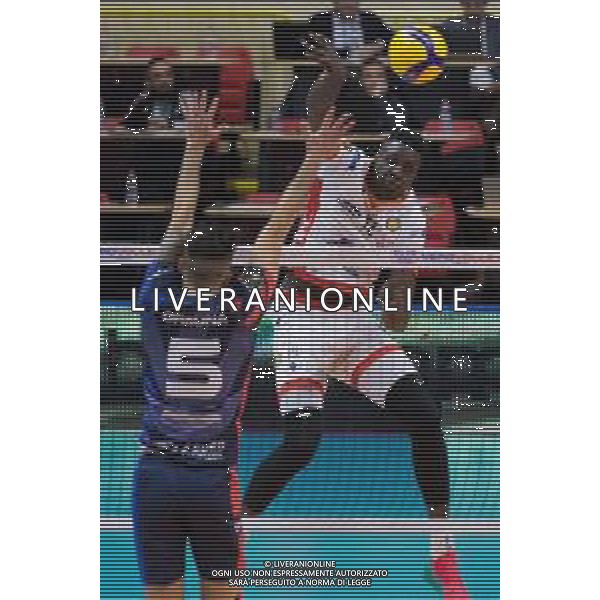 Campionato Italiano di Volley Superlega Serie A 2019/2020 Monza, Italia 13/11/2019 Vero Volley Monza vs Consar Ravenna Nella foto: schiacciata di Sharone Vernon-Evans (Consar Ravenna) FOTO ELISA CALABRESE-ALESSIO MARINI- AG ALDO LIVERANI SAS
