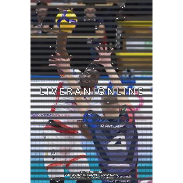 Campionato Italiano di Volley Superlega Serie A 2019/2020 Monza, Italia 13/11/2019 Vero Volley Monza vs Consar Ravenna Nella foto: schiacciata di Sharone Vernon-Evans (Consar Ravenna) FOTO ELISA CALABRESE-ALESSIO MARINI- AG ALDO LIVERANI SAS