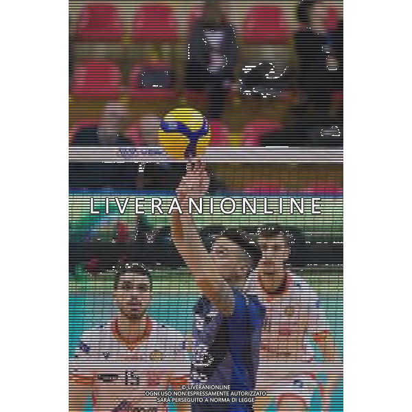 Campionato Italiano di Volley Superlega Serie A 2019/2020 Monza, Italia 13/11/2019 Vero Volley Monza vs Consar Ravenna Nella foto: palleggio di Santiago Orduna (Vero Volley Monza) FOTO ELISA CALABRESE-ALESSIO MARINI- AG ALDO LIVERANI SAS