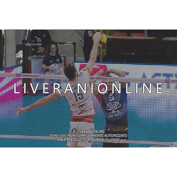Campionato Italiano di Volley Superlega Serie A 2019/2020 Monza, Italia 13/11/2019 Vero Volley Monza vs Consar Ravenna Nella foto: Muro di Santiago Orduna (Vero Volley Monza) FOTO ELISA CALABRESE-ALESSIO MARINI- AG ALDO LIVERANI SAS