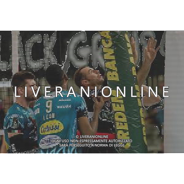 Campionato Italiano di Volley Superlega Serie A 2019/2020 Padova, Italia 14/11/2019 Kioene Padova vs Sir Safety Conad Perugia Nella foto: Proteste di Dragan Travica (Padova) FOTO ETTORE GRIFFONI-ALESSIO MARINI-AG ALDO LIVERANI SAS