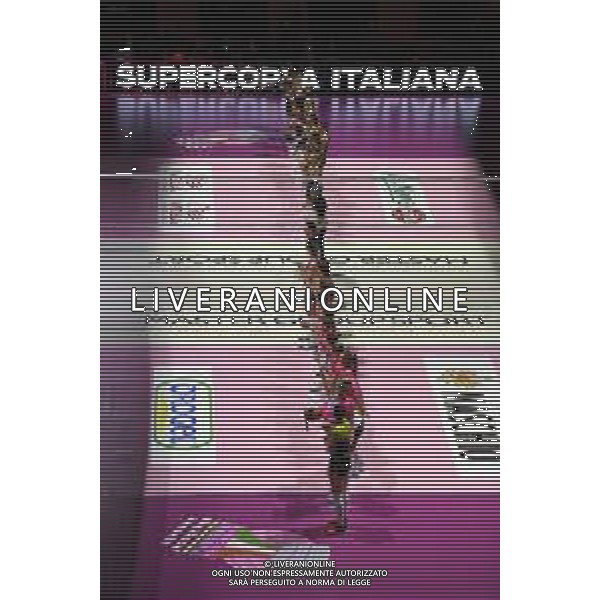 Squadre in campo per l’inno nazionale Imoco Volley Conegliano vs Igor Gorgonzola Novara Supercoppa Italiana 2019 pallavolo femminile Allianz Cluod PalaLido - Milano 16-11-2019 foto Roberto Garavaglia - ag. Aldo Liverani sas