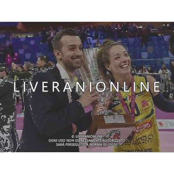 Daniele Santarelli allenatore Conegliano e Monica De Gennaro (Conegliano) Imoco Volley Conegliano vs Igor Gorgonzola Novara Supercoppa Italiana 2019 pallavolo femminile Allianz Cluod PalaLido - Milano 16-11-2019 foto Roberto Garavaglia - ag. Aldo Liverani sas