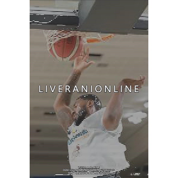 Campionato di Basket Serie A Trento, Italia 17/11/2019 Dolomiti Energia Basket Trentino-Vanoli Basket Cremona Nella foto: Pre-partita per Rashard Kelly (0) Dolomiti Energia Trentino FOTO ROBERTO TOMMASINI-ALESSIO MARINI-AG ALDO LIVERANI SAS