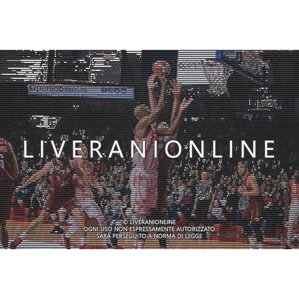 Campionato di Basket Serie A Varese, Italia 17/11/2019 Openjobmetis Varese vs Umana Reyer Venezia Nella foto: penetrazione di simmons FOTO ALESSANDRO NEGRINI-ALESSIO MARINI-AG ALDO LIVERANI SAS