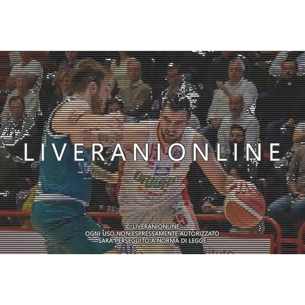 Campionato di Basket Serie A 2019/2020 Pistoia, Italia 17/11/2019 OriOra Pistoia vs Acqua S. Bernardo Cantu Nella foto: Ariastide Landi (P) si fa strada verso il canestro FOTO FABIO FAGIOLINI-ALESSIO MARINI-AG ALDO LIVERANI SAS