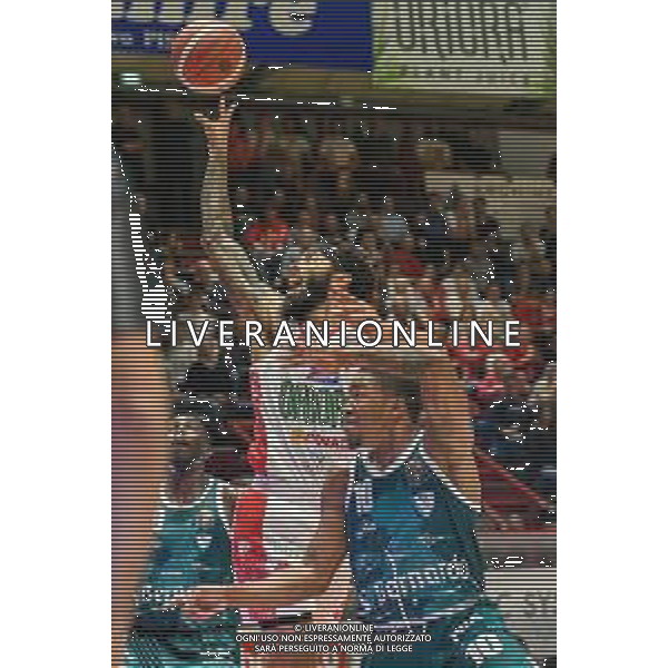 Campionato di Basket Serie A 2019/2020 Pistoia, Italia 17/11/2019 OriOra Pistoia vs Acqua S. Bernardo Cantu Nella foto: Terran Petteway (P) vola a canestro ©Fabio Fagiolini- Alessio Marini/AGENZIA ALDO LIVERANI SAS