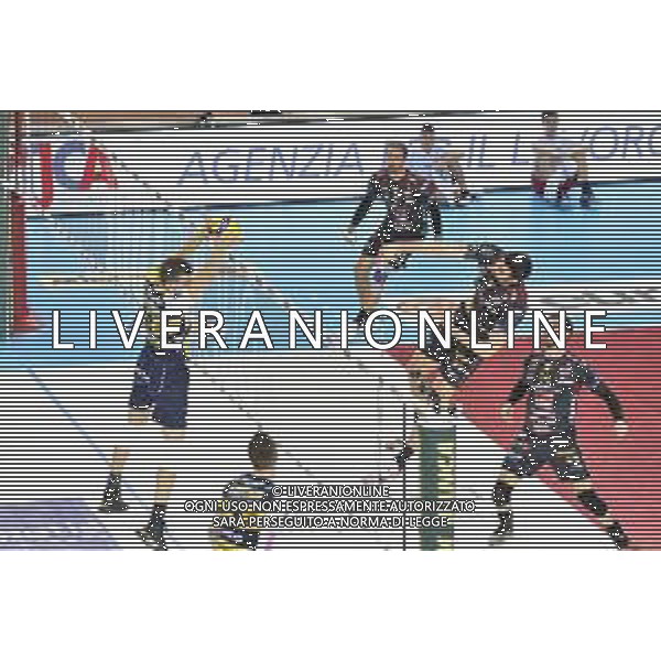 Campionato Italiano di Volley Superlega Serie A 2019/2020 Civitanova, Italia 17/11/2019 Cucine Lube Civitanova - Leo Shoes Modena Nella foto: Schiacciata Anzani Simone (Cucine Lube Civitanova) ©Roberto Bartomeoli-Alessio Marini/AGENZIA ALDO LIVERANI SAS