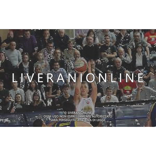 IMOLA 18 11 2019 LE NATURELLE BASKET-TEZENIS VERONA SERIE A2 NELLA FOTO LORENZO BALDASSO IMOLA foto gianni sanna-ag aldo liverani sas
