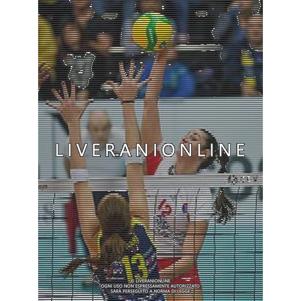 Volley Champions League Women 2019/2020 Treviso, Italia 19/11/2019 Carraro Imoco Conegliano vs Vasas Obuda Budapest Nella foto: Schiacciata di Bernadett Dekany (Budapest) foto ettore griffoni-alessio marini-ag aldo liverani sas