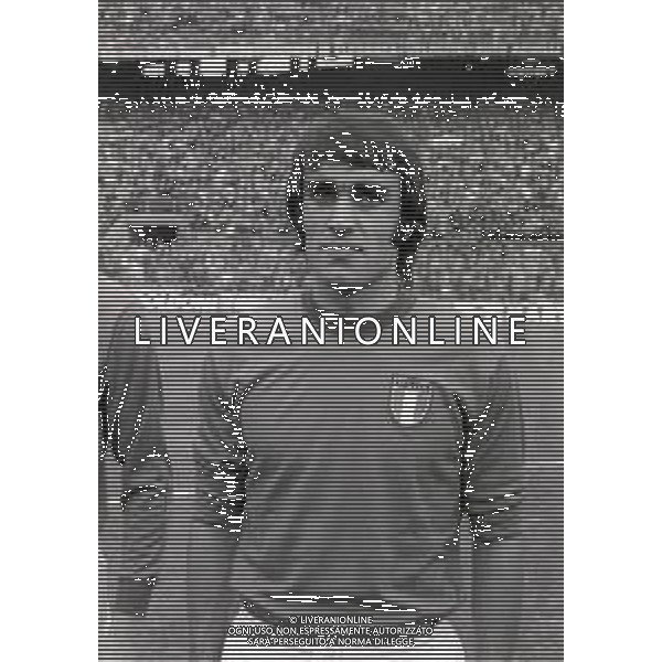 RETROSPETTIVA PIETRO ANASTASI CALCIATORE NELLA FOTOPIETRO ANASTASI CON LA MAGLIA DELLA NAZIONALE ITALIANA AG ALDO LIVERANI SAS