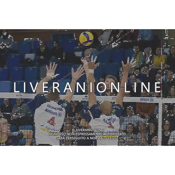 Campionato Italiano di Volley Superlega Serie A 2019/2020 Milano, Italia 20/11/2019 Allianz Milano vs Leo Shoes Modena Nella foto: schiacciata di Bartosz Bednorz (Leo Shoes Modena) FOTO ELISA CALABRESE-ALESSIO MARINI-AG ALDO LIVERANI SAS