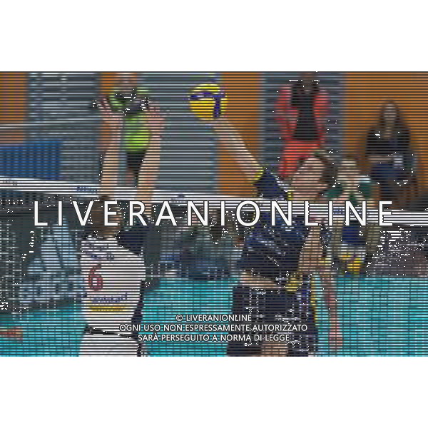 Campionato Italiano di Volley Superlega Serie A 2019/2020 Milano, Italia 20/11/2019 Allianz Milano vs Leo Shoes Modena Nella foto: schiacciata di Elia Bossi (Leo Shoes Modena) foto elisa calabrese-alessio marini-ag aldo liverani sas