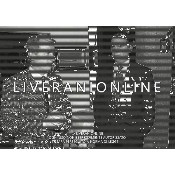 RETROSPETTIVA ERNESTO PELLEGRINI PRESIDENTE FC INTER NELLA FOTO ERNESTO PELLEGRINI NELL\'ANNO 1990 FESTEGGIA IL SUO COMPLEANNO ALLA PINETINA CON I GIOCATORI DELL\'INTER E GIOVANNI TRAPATTONI AG ALDO LIVERANI SAS