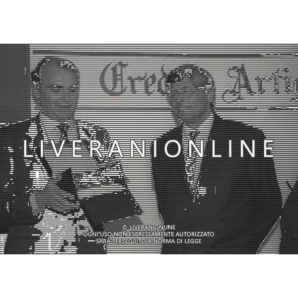 RETROSPETTIVA ERNESTO PELLEGRINI PRESIDENTE FC INTER NELLA FOTO ERNESTO PELLEGRINI NELL\'ANNO 1990 AL PREMIO TORRETTA CON LUCIANO NIZZOLA  AG ALDO LIVERANI SAS 