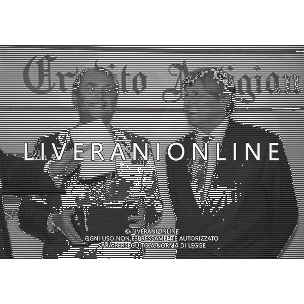 RETROSPETTIVA ERNESTO PELLEGRINI PRESIDENTE FC INTER NELLA FOTO ERNESTO PELLEGRINI NELL\'ANNO 1990 AL PREMIO TORRETTA CON LUCIANO NIZZOLA  AG ALDO LIVERANI SAS 