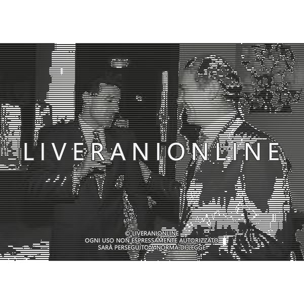 RETROSPETTIVA ERNESTO PELLEGRINI PRESIDENTE FC INTER NELLA FOTO ERNESTO PELLEGRINI NELL\'ANNO 1990 CON ROSARIO LO BELLO AG ALDO LIVERANI SAS 