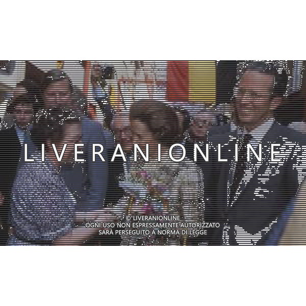 BALDOVINO principe del BELGIO, duca di Brabante, fu RE dei Belgi dal 16 luglio 1951 al 31 luglio 1993, giorno della Sua morte - RETROSPETTIVA Nella foto con la moglie la Regina FABIOLA incontrano la popolazione nel 1982 © ZAMBONI/ARCHIVIO GIOVANNI LIVERANI / AGENZIA ALDO LIVERANI SAS