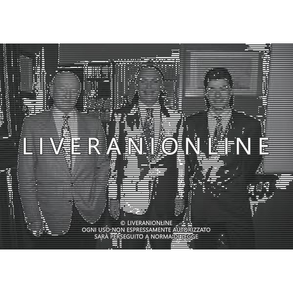 RETROSPETTIVA ERNESTO PELLEGRINI PRESIDENTE FC INTER NELLA FOTO ERNESTO PELLEGRINI NELL\'ANNO 1992-1993 CON AGOSTINO OMINI E GIANNI BUGNO IN VILLA DA ERNESTO PELLEGRINI AG ALDO LIVERANI SAS 
