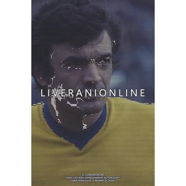 RETROSPETTIVA SERGIO GORI CALCIATORE NELLAFOTO SERGIO GORI CON LA MAGLIA DEL VERONA CALCIO AG ALDO LIVERANI SAS