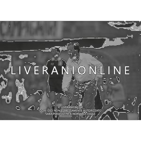 RETROSPETTIVA RENZO ULIVIERI ALLENATORE NELLA FOTO RENZO ULIVIERI ALLENATORE NELL\'ANNO 1992-1993 ALLENATORE DEL VICENZA CALCIO AG ALDO LIVERANI SAS