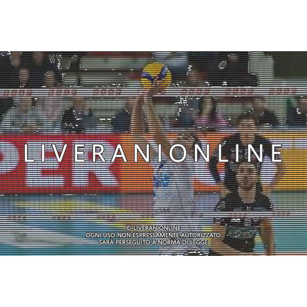 Campionato Italiano di Volley Superlega Serie A 2019/2020 Padova, Italia 24/11/2019 Kioene Padova - Top Volley Latina Nella foto: Pallaggio di Daniele Sottile, Top Valley Latina FOTO VALERIA LIPPERA-ALESSIO MARINI-AG ALDO LIVERANI SAS