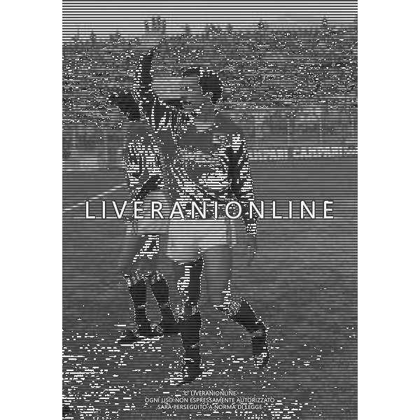 RETROSPETTIVA JUNIOR CALCIATORE NELLA FOTO JUNIOR CON LA MAGLIA DEL TORINO NELL\'ANNO 1985-1986 AG ALDO LIVERANI SAS