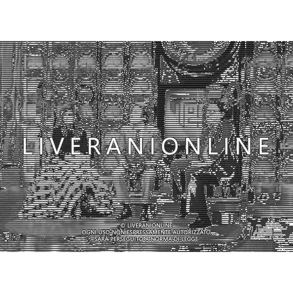 TEST, trasmissione di intrattenimento condotta da Emilio Fede, Milano Maggio 1983 - RETROSPETTIVA nella foto con Loredana Berte\' e Gianni De Michelis ©Archivio Giovanni Liverani/AGENZIA ALDO LIVERANI SAS