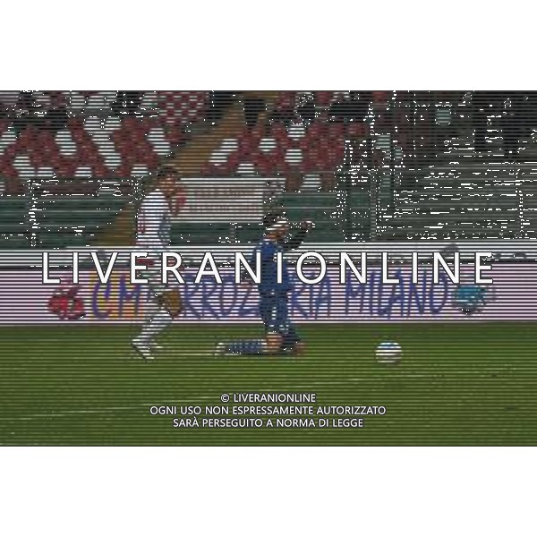 Campionato Italiano di Calcio Serie C - Lega Pro 2019/2020 Padova, Italia 24/11/2019 Padova vs Rimini Nella foto: Valerio Nava (Rimini) atterrato in area ©Ettore Griffoni-Alessio Marini/AGENZIA ALDO LIVERANI SAS