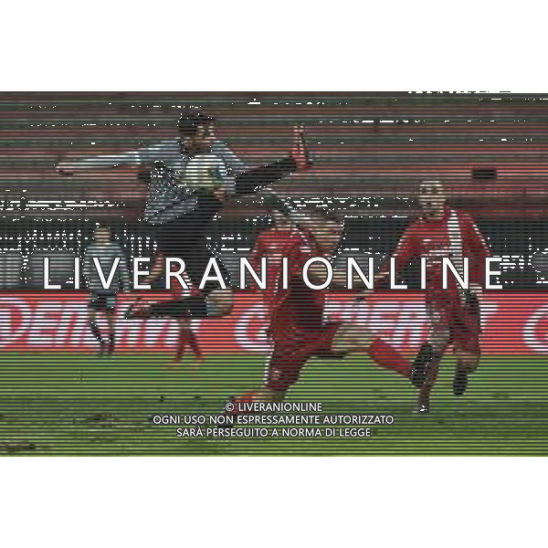 occasione per Gilli sull’1 a 0 Monza Monza vs Alessandria Campionato Serie C girone A - 16° giornata Monza 24-11-2019 - Stadio Brianteo foto Roberto Garavaglia - ag. Aldo Liverani sas