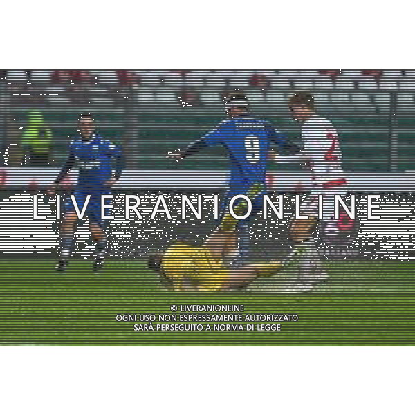 Campionato Italiano di Calcio Serie C - Lega Pro 2019/2020 Padova, Italia 24/11/2019 Padova vs Rimini Nella foto: Luca Zamparo (Rimini) fermato da SULLO Salvatore (Padova) ©Ettore Griffoni- Alessio Marini/AGENZIA ALDO LIVERANI SAS
