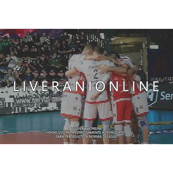 Campionato Italiano di Volley Superlega Serie A 2019/2020 Perugia, Italia 24/11/2019 Sir Safety Conad Perugia vs Consar Ravenna Nella foto: consar ravenna a muro con cortesia lorenzo (n.2 centrale consar ravenna) FOTO LORIS CERQUIGKINI-ALESSIOMARINI-AG ALDO LIVERANI SAS