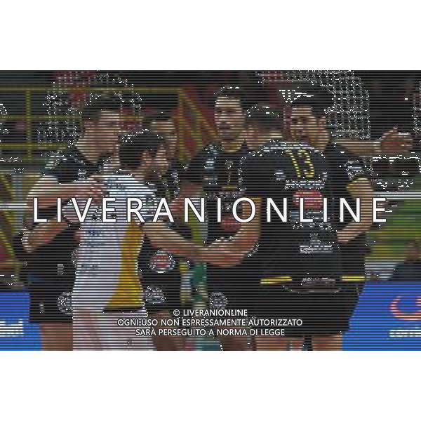 Campionato Italiano di Volley Superlega Serie A 2019/2020 Verona, Italia 24/11/2019 Calzedonia Verona vs Vero Volley Monza Nella foto: Esultanza Verona FOTO ROBERTO TOMMASINI-ALESSIO MARINI-AG ALDO LIVERANI SAS