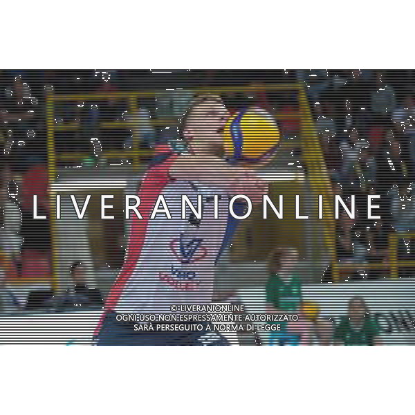 Campionato Italiano di Volley Superlega Serie A 2019/2020 Verona, Italia 24/11/2019 Calzedonia Verona vs Vero Volley Monza Nella foto: Donovan Dzavoronok (4) Vero Volley Monza in ricezione. FOTO ROBERTO TOMMASINI-ALESSIO MARINI-AG ALDO LIVERANI SAS