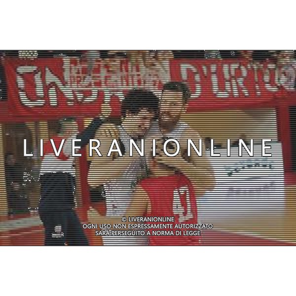 IMOLA 25 11 2019 LE NATURELLE IMOLA BASKET-URANIA MILANO 76-75 NELLA FOTO LUCA VALENTINI E ROBERT FULTZ ESULTANO DOPO LA VITTORIA ©SANNA/AGENZIA ALDO LIVERANI SAS