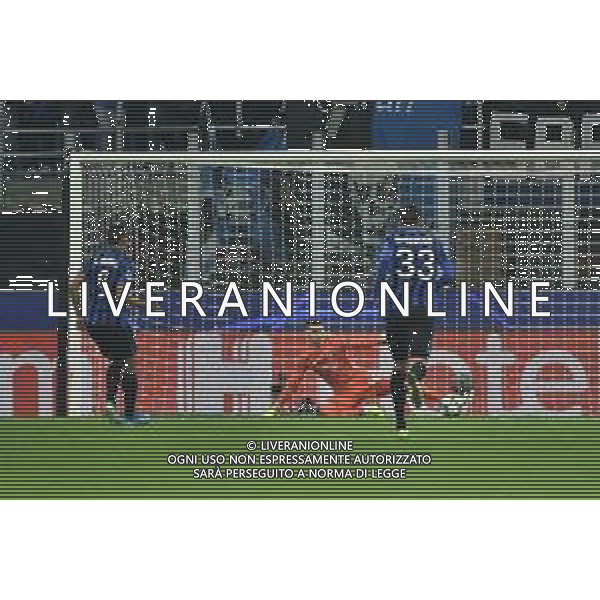 il gol su rigore di luis Muriel del 1 a 0 Atalanta Atalanta vs Dinamo Zagabria UEFA Champions League fase a gironi 5° giornata gruppo C Milano 26-11-2019 Stadio Giuseppe Meazza - San Siro foto Roberto Garavaglia - ag. Aldo Liverani sas