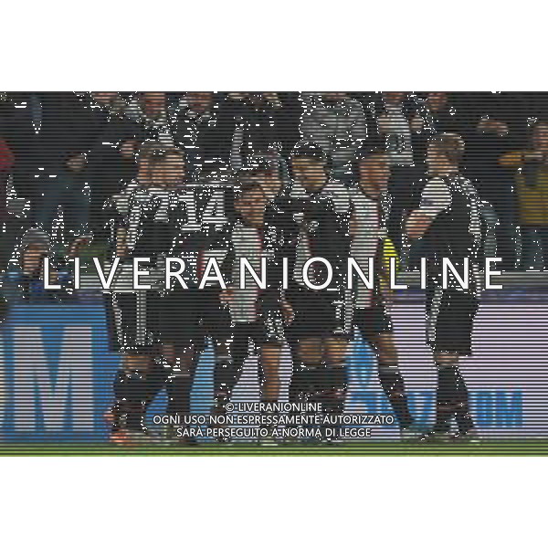 Torino 26.11.2019 Allianz Stadium Juventus vs Atletico Madrid Champions League 2019/2020 ©Falzone/Agenzia Aldo Liverani Nella foto: esultanza juventus dopo il gol di paulo dybala © /AGENZIA ALDO LIVERANI SAS