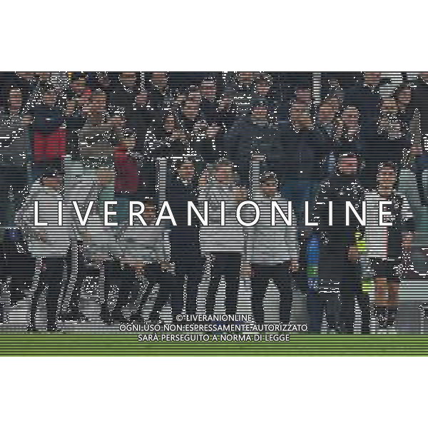 Torino 26.11.2019 Stadio Allianz Stadium Juventus vs Atletico Madrid Gruppo D Giornata 5 di 6 ©Falzone/Agenzia Aldo Liverani Nella foto : Esultanza gol di Paulo Dybala co staff e Merih Demiral