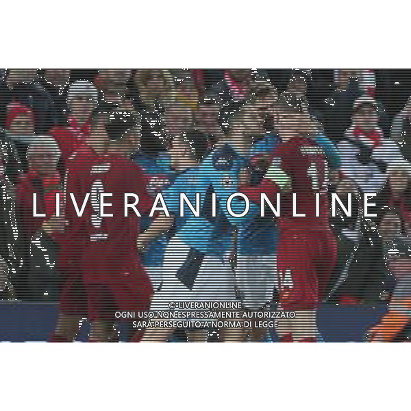 LIVERPOOL - NAPOLI CHAMPIONS LEAGUE 27.11.2019 NELLA FOTO: PROTESTE IN CAMPO KOSTAS MANOLAS, FERNANDO LLORENTE, JORDAN HENDERSON ©MOSCA/AGENZIA ALDO LIVERANI SAS