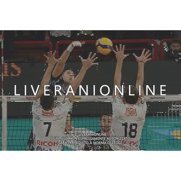 Campionato Italiano di Volley Superlega Serie A 2019/2020 Perugia, Italia 27/11/2019 Sir Safety Conad Perugia vs Globo Banca Popolare del Frusinate Sora Nella foto: aleksandar atanasijevic (n.14 opposto sir safety conad perugia) schiaccia FOTO LORIS CERQUIGLINI-ALESSIO MARINI-AG ALDO LIVERANI SAS