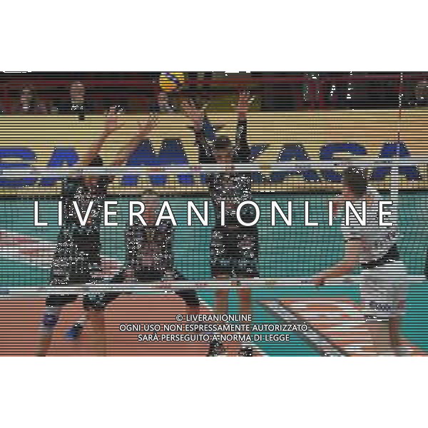 Campionato Italiano di Volley Superlega Serie A 2019/2020 Perugia, Italia 27/11/2019 Sir Safety Conad Perugia vs Globo Banca Popolare del Frusinate Sora Nella foto: miskevich radzivon (n.17 schiacciatore globo banca popolare del frusinate sora) schiaccia FOTO LORIS CERQUIGLINI-ALESSIO MARINI-AG ALDO LIVERANI SAS