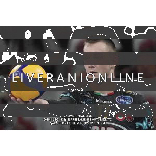 Campionato Italiano di Volley Superlega Serie A 2019/2020 Perugia, Italia 27/11/2019 Sir Safety Conad Perugia vs Globo Banca Popolare del Frusinate Sora Nella foto: oleh plotnytskyi (n.17 schiacciatore sir safety conad perugia) alla battuta FOTO LORIS CERQUIGLINI-ALESSIO MARINI-AG ALDO LIVERANI SAS